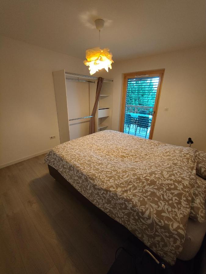 Appartement Moderne Tout Equipe Saint-Louis (Haut-Rhin) Exterior photo
